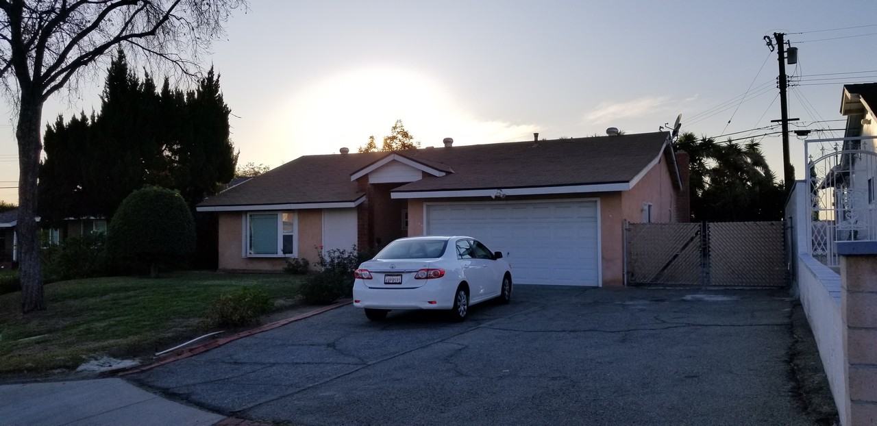 4029 S Forecastle Ave #1 - Photo 2 of 14