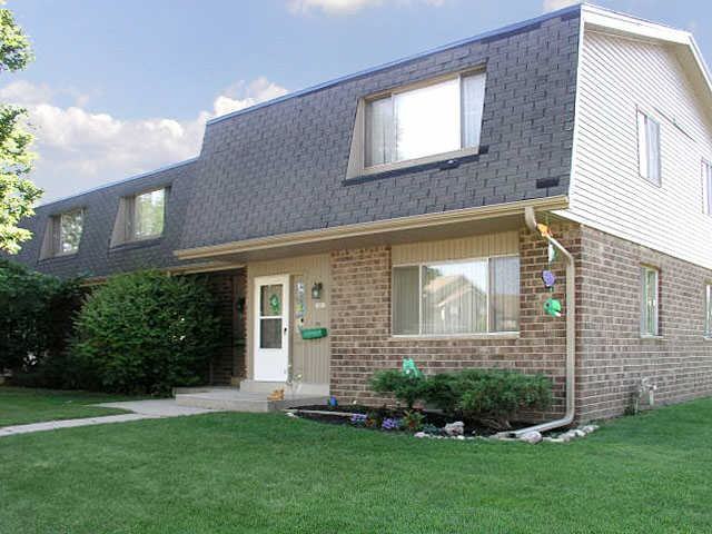 Grafton Townhomes - Photo 2 of 8