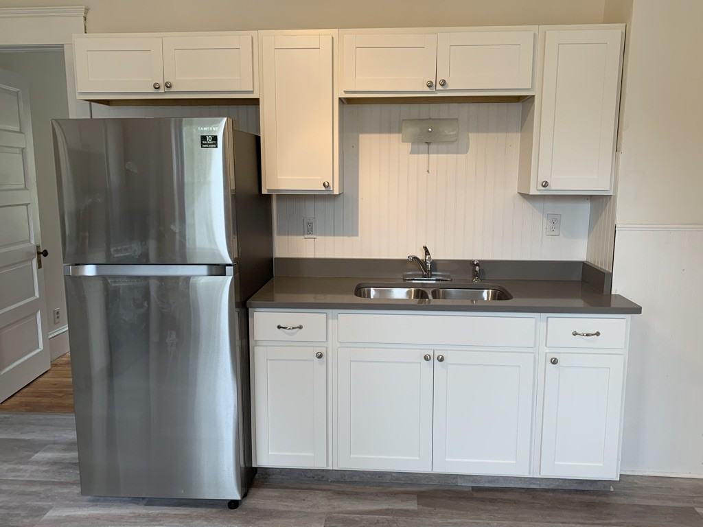 3801 Mapledale Ave - Photo 2 of 8