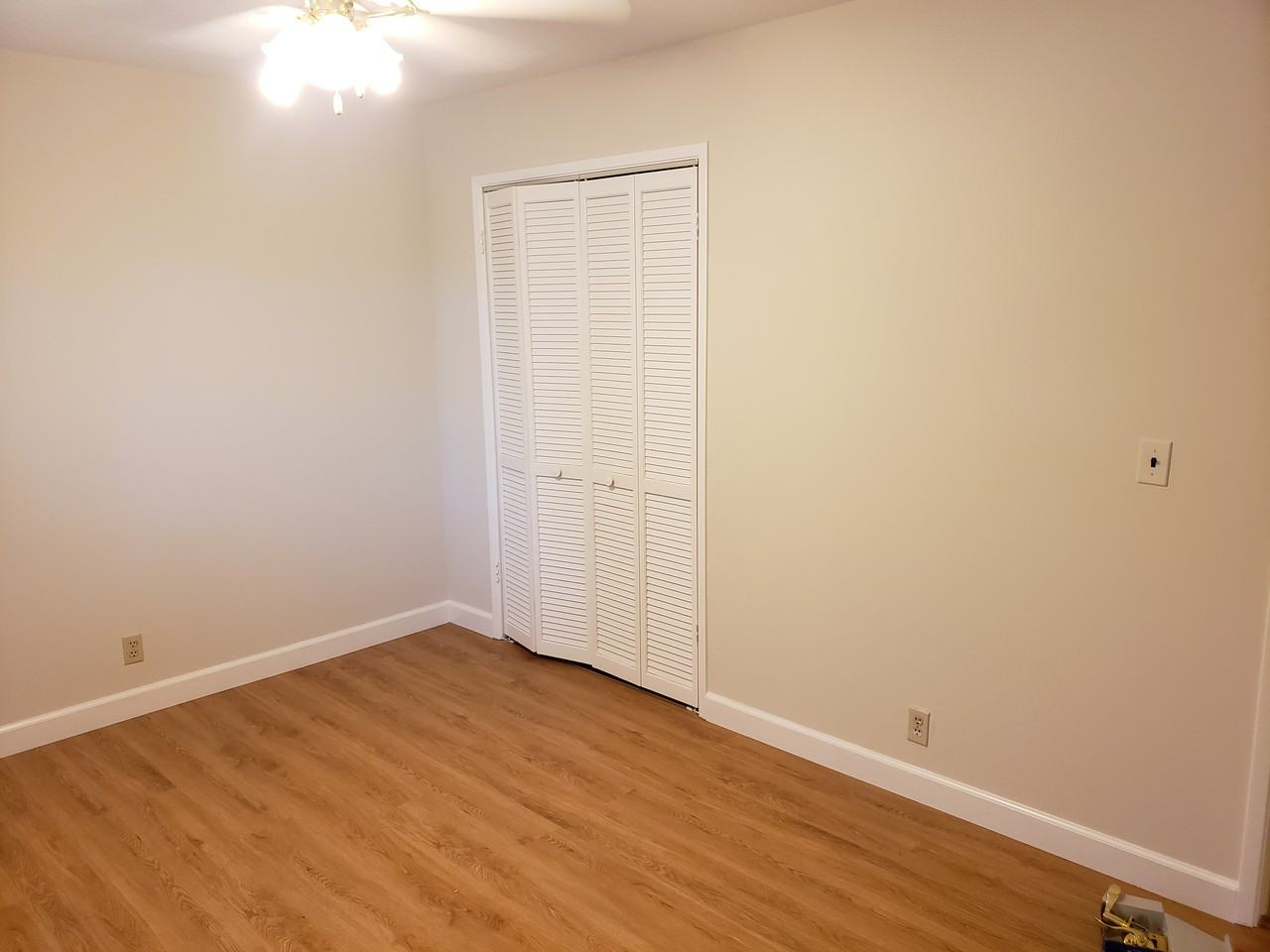 685 Faraone Dr - Photo 3 of 14