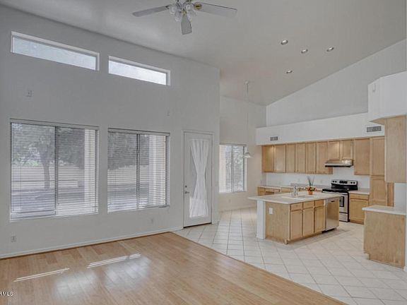 5821 W Bloomfield Rd - Photo 3 of 21