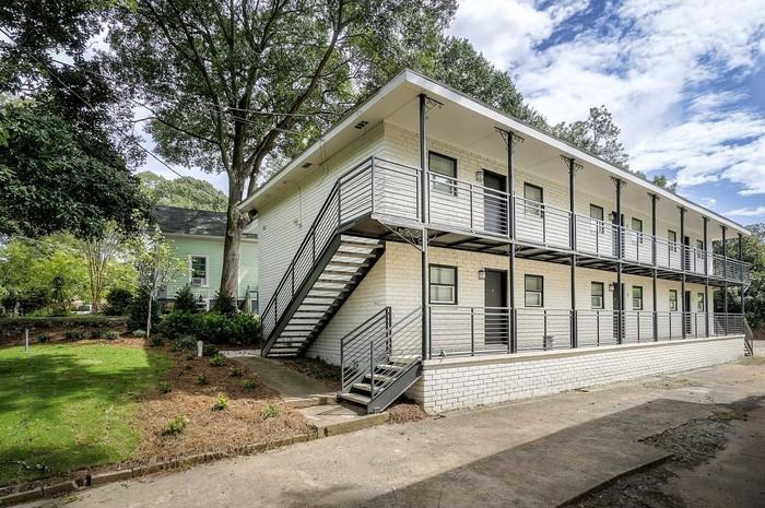 1103 Alta Ave - Photo 2 of 12