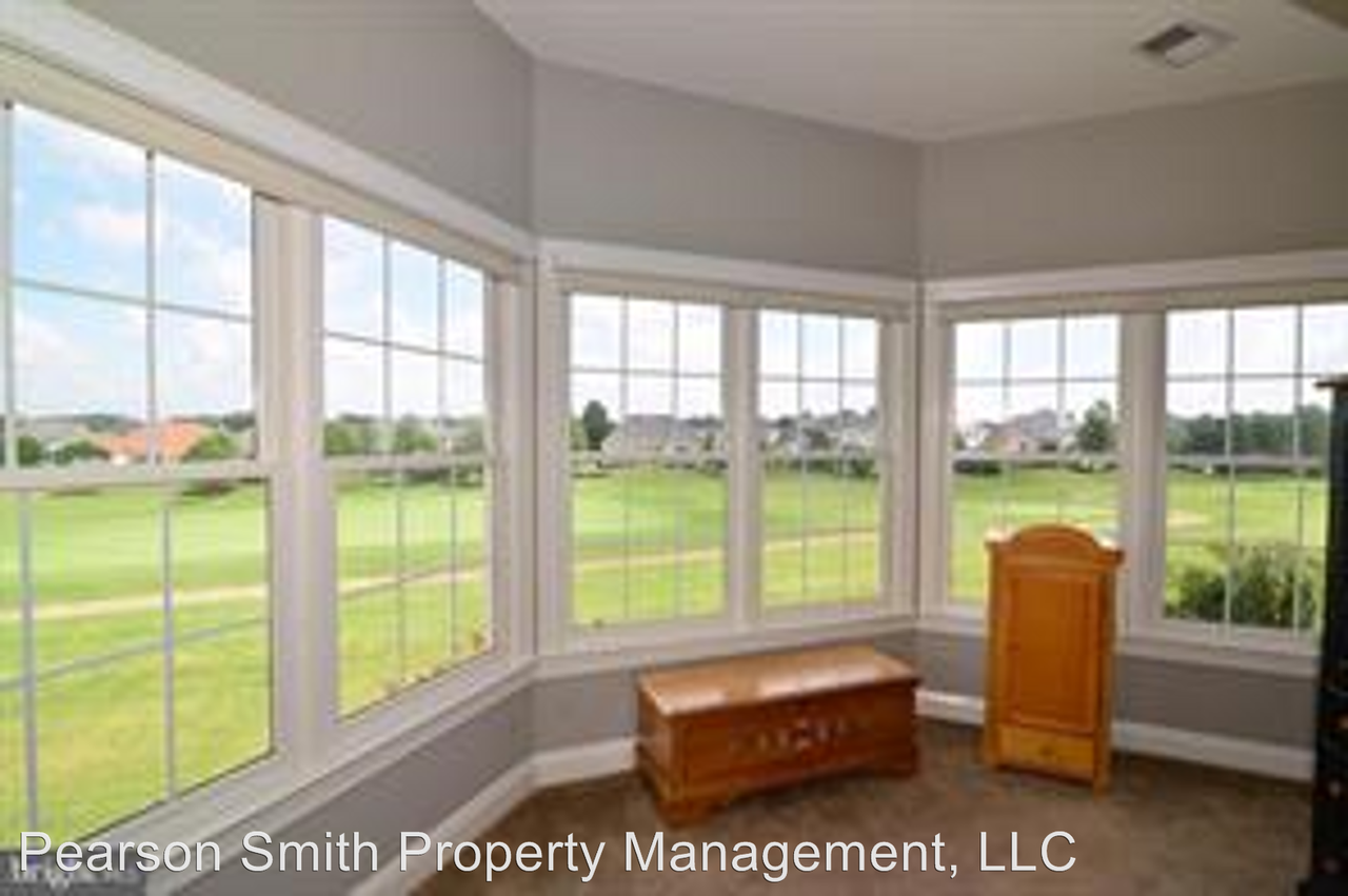 43598 Beaver Creek Terrace - Photo 2 of 6