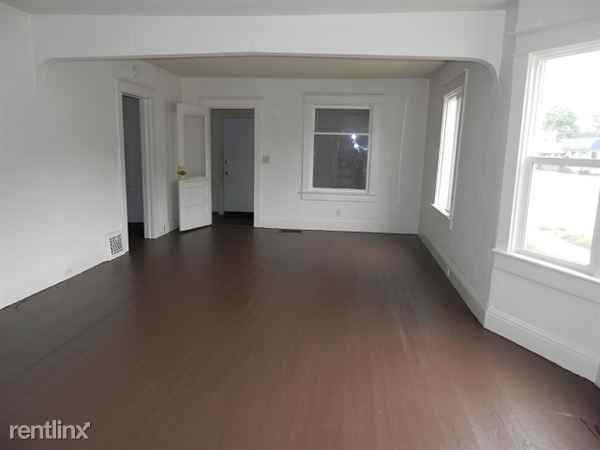 787 E Isabella Ave - Photo 3 of 12