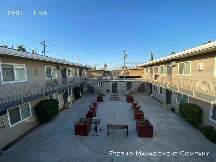 1322 E. Bulldog Lane #E