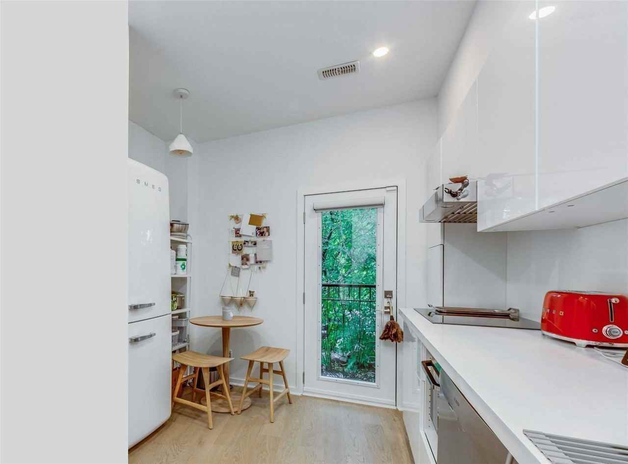 356 King Street East - Photo 3 of 10