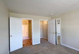 1020 Frederick Ct - Photo 2 of 3