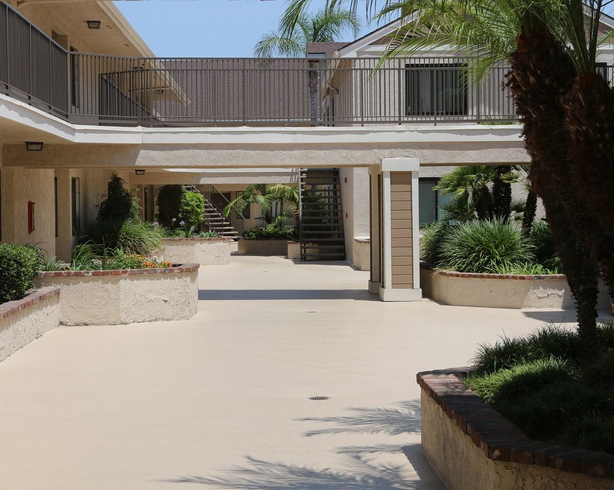 555 Montgomery Street