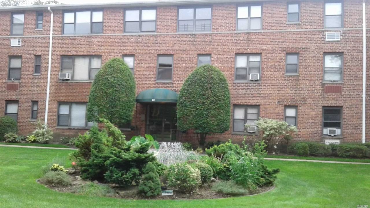 320 Atlantic Ave #D11 - Photo 2 of 17