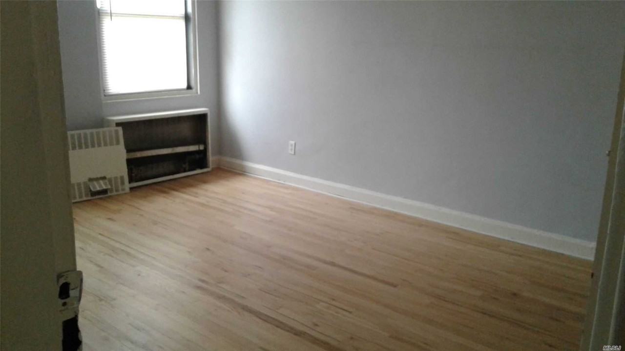320 Atlantic Ave #D11 - Photo 3 of 17