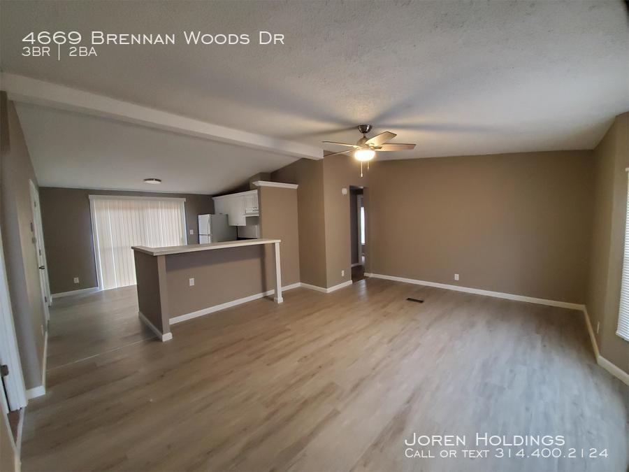4669 Brennan Woods Dr - Photo 3 of 21