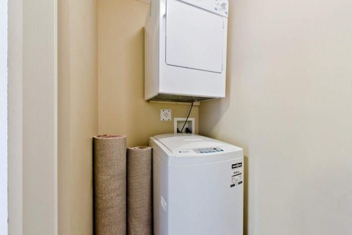 10 Prestwick Bay Se - Photo 2 of 25