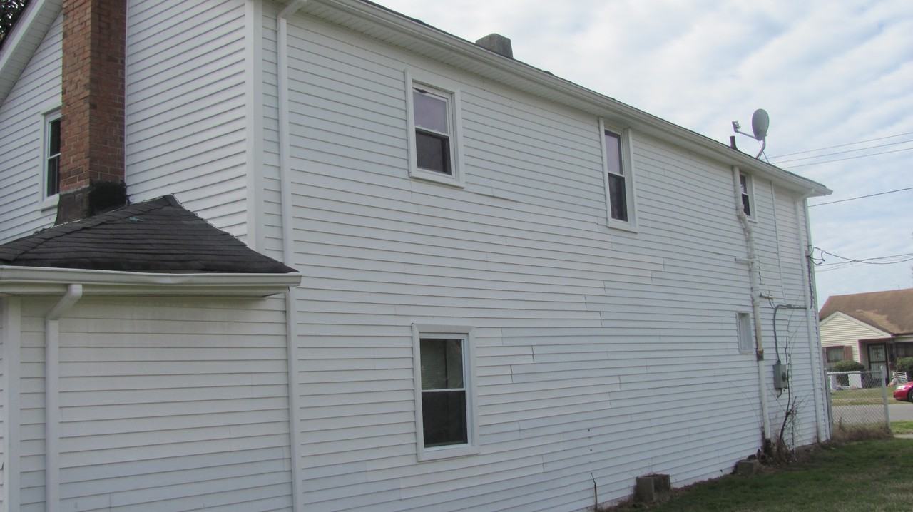 2312 Maltby Ave - Photo 2 of 20