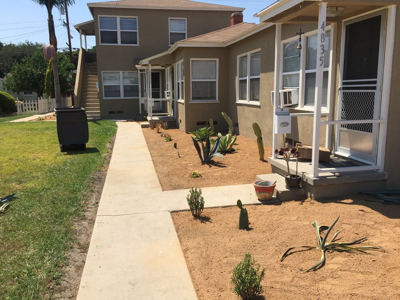 4837 Clark Ave - Photo 3 of 13