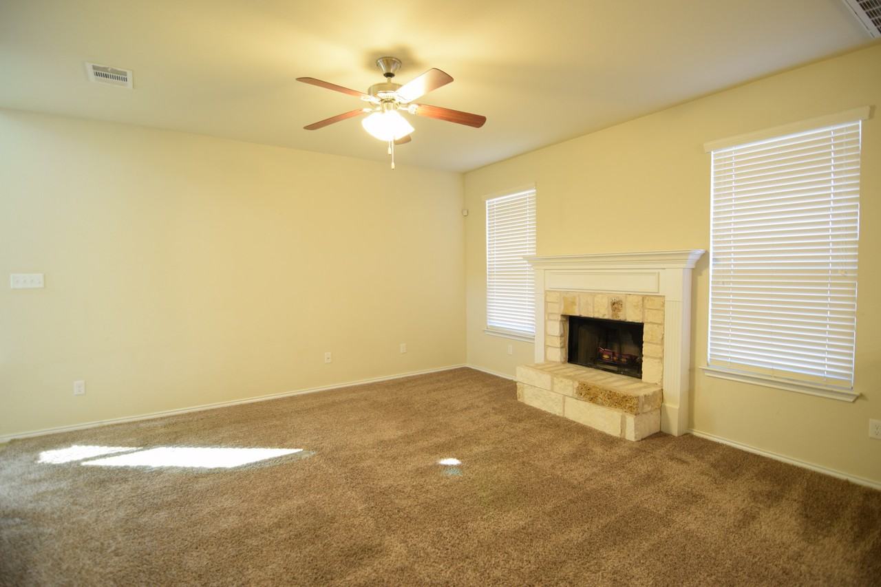 709 Curtis Dr - Photo 7 of 23