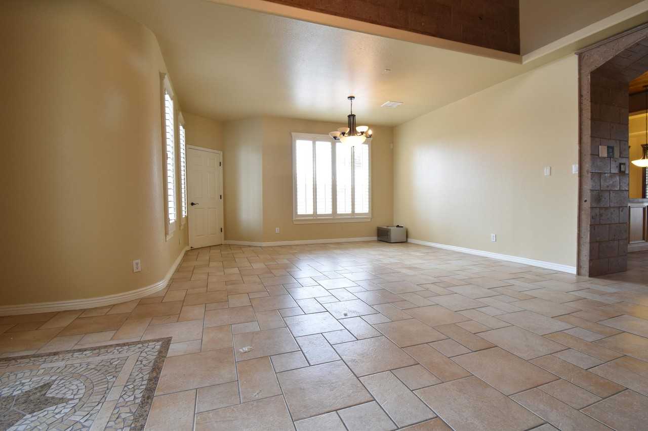 5929 Valley Road - Photo 2 of 33