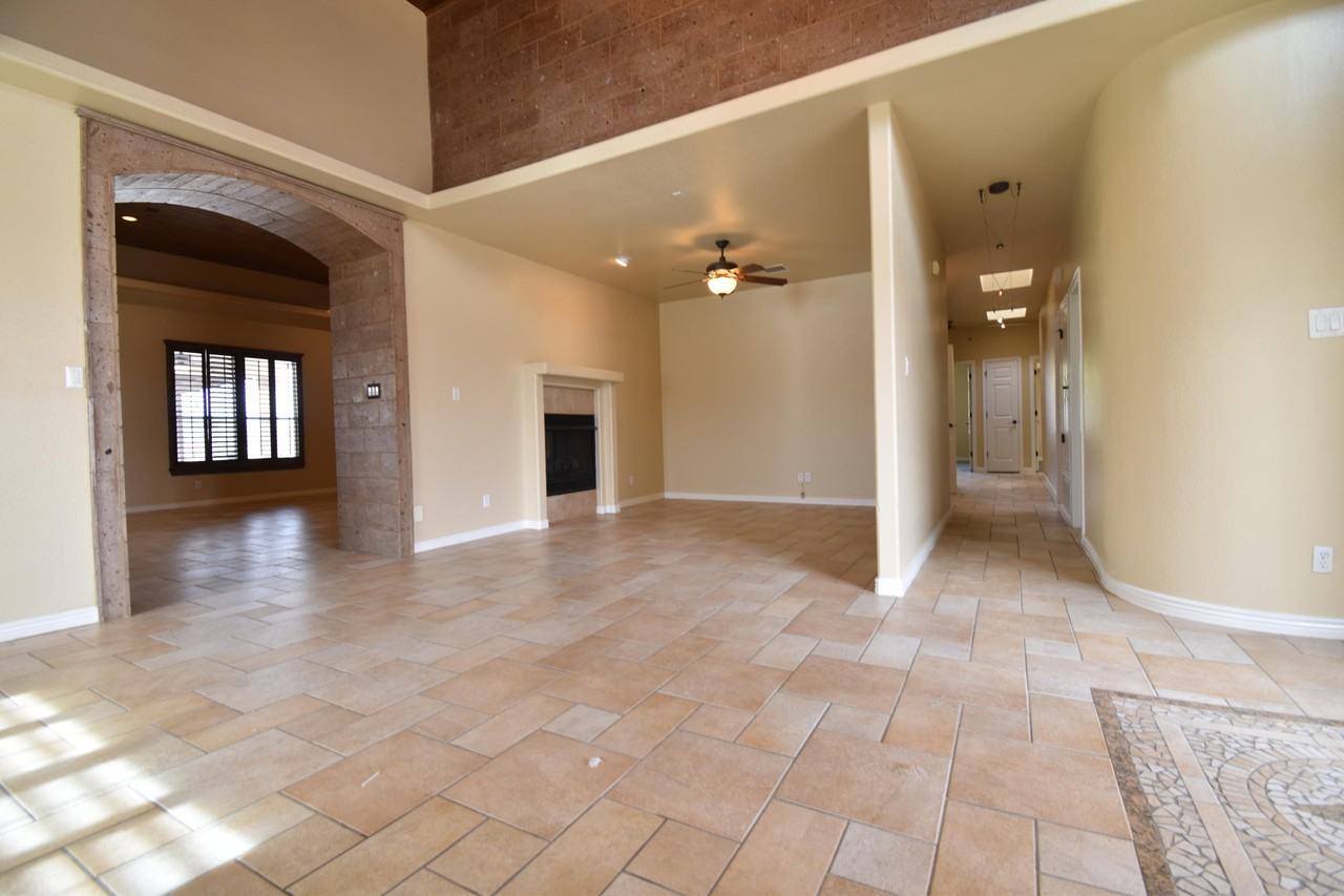 5929 Valley Road - Photo 3 of 33