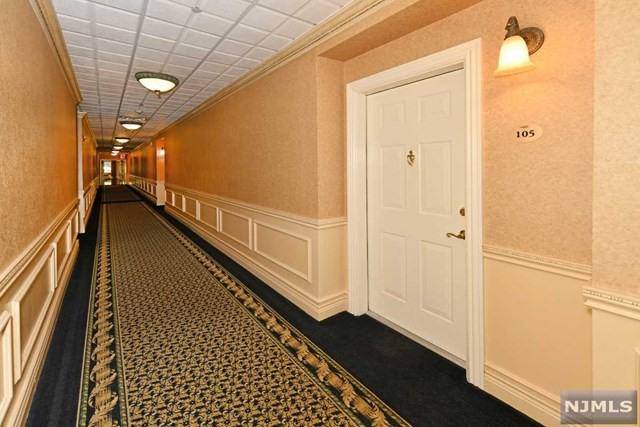 100 Ridgewood Road Unit 105 - Photo 2 of 21