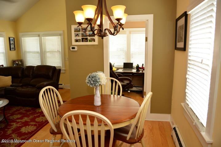 53 Taylor Avenue - Photo 3 of 10