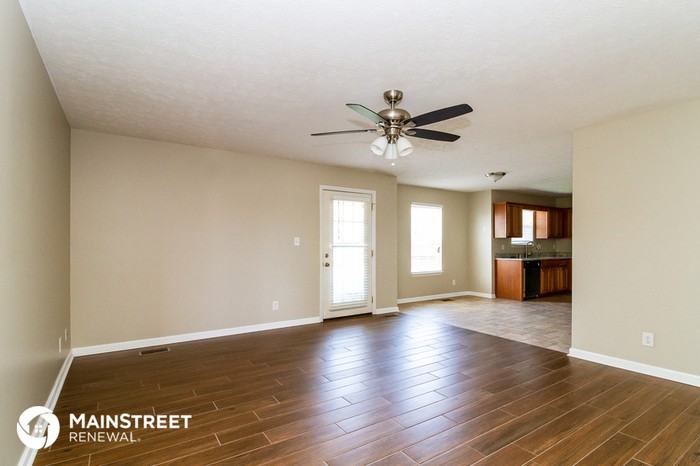 156 John Court - Photo 2 of 15