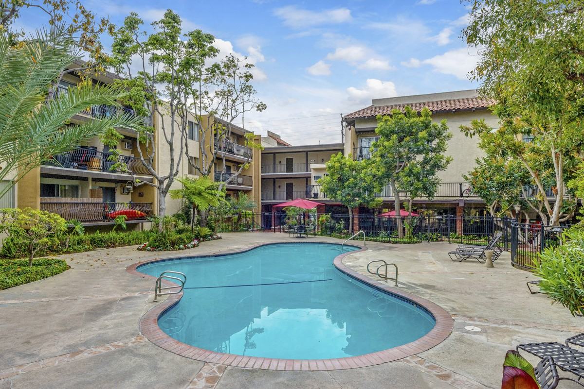 The Palms - Photo 5 of 17