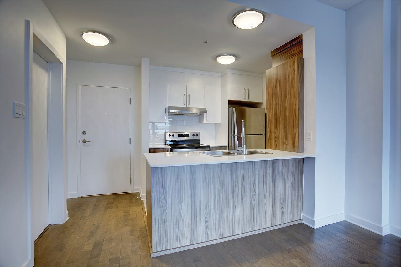 9950 Place de l'Acadie