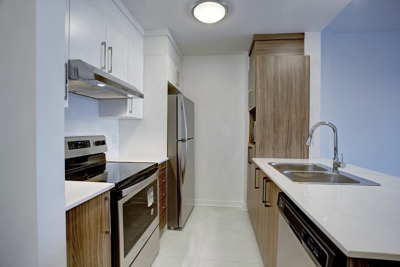 9950 Place de l'Acadie - Photo 3 of 21