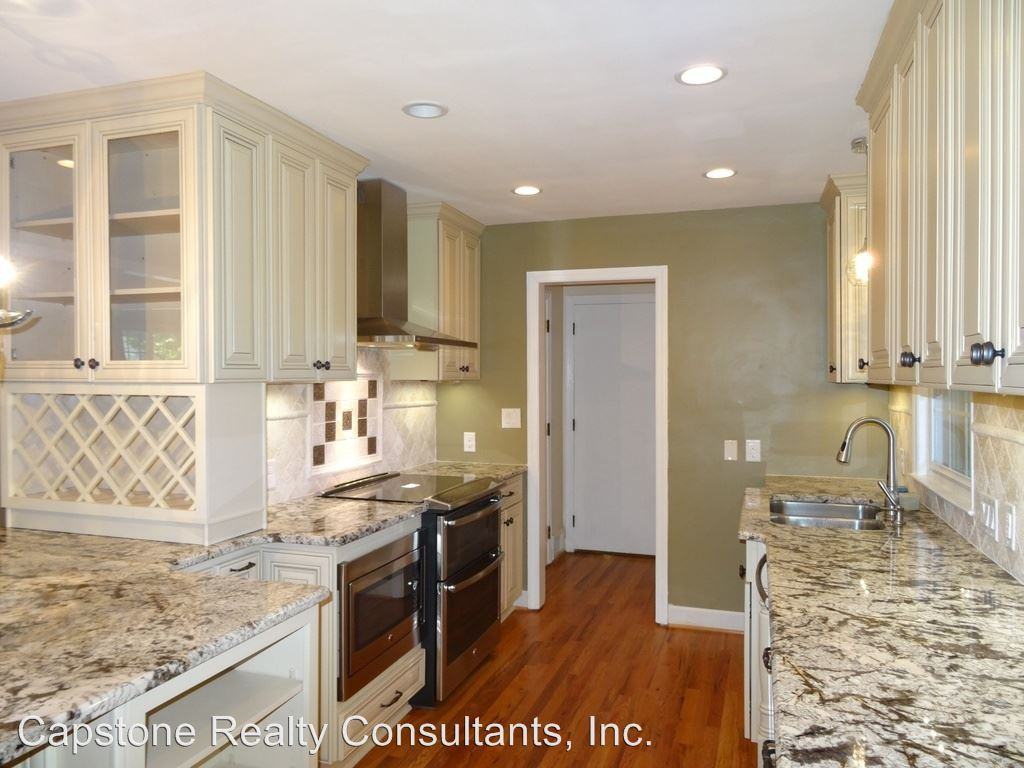 906 Oaklawn Ave - Photo 2 of 11