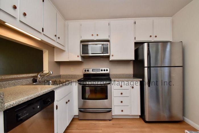 12 Fielding Circle - Photo 3 of 16