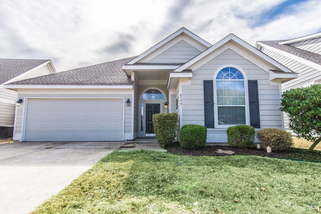 9779 Old Field Drive - Photo 2 of 15