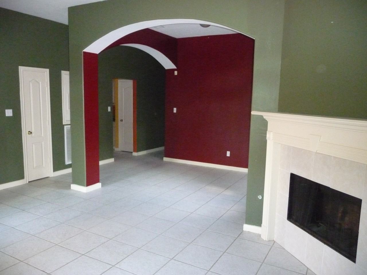 15419 Schumann Ln - Photo 3 of 14