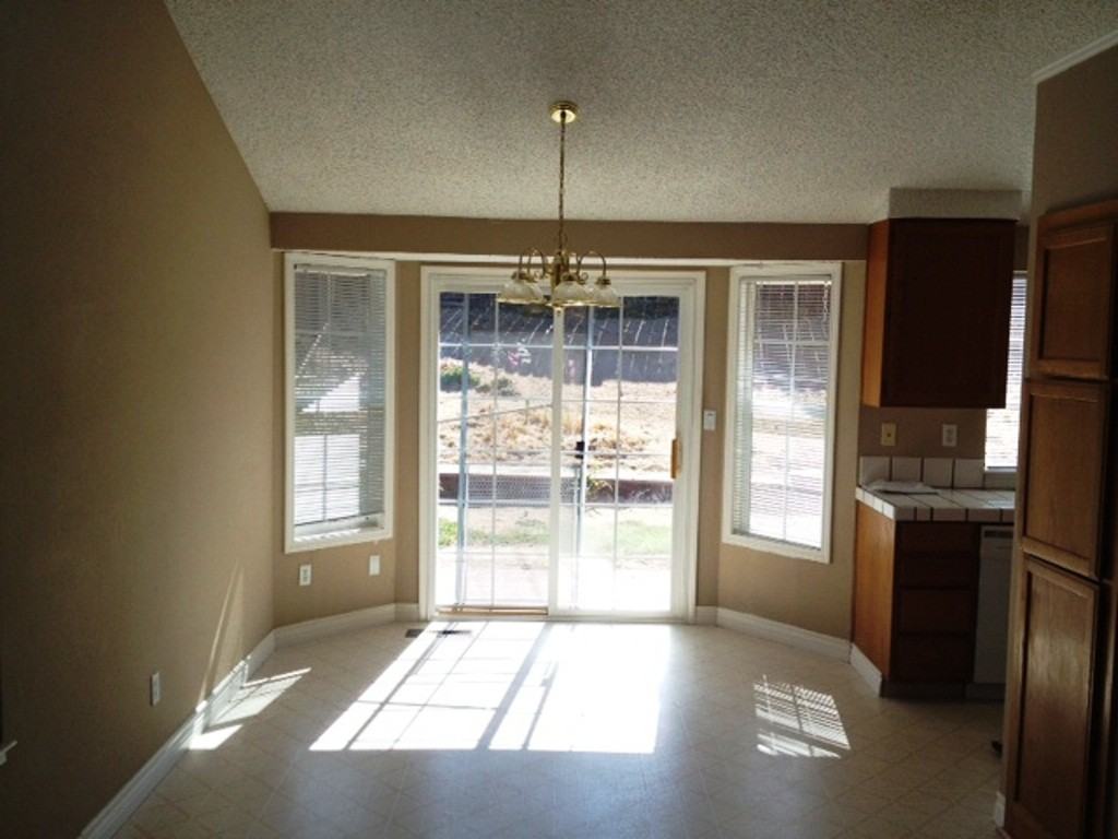 1540 Gamay Cir - Photo 3 of 4