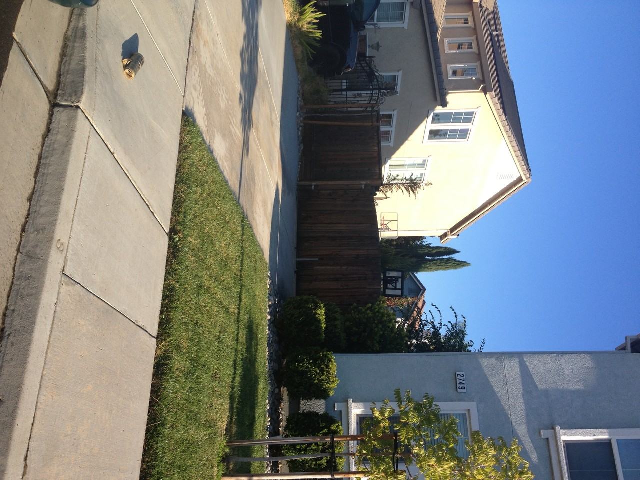 2749 Jackson Ave - Photo 2 of 29