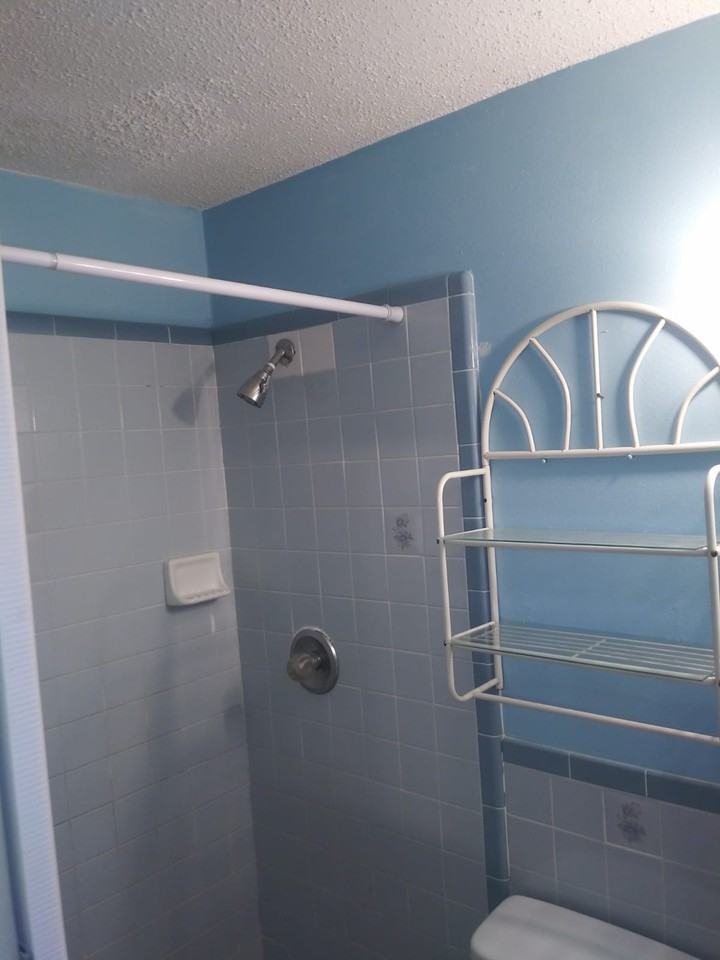 1704 Wayman St - Photo 3 of 27