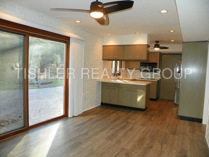 11 Irongate Lane - Photo 2 of 33
