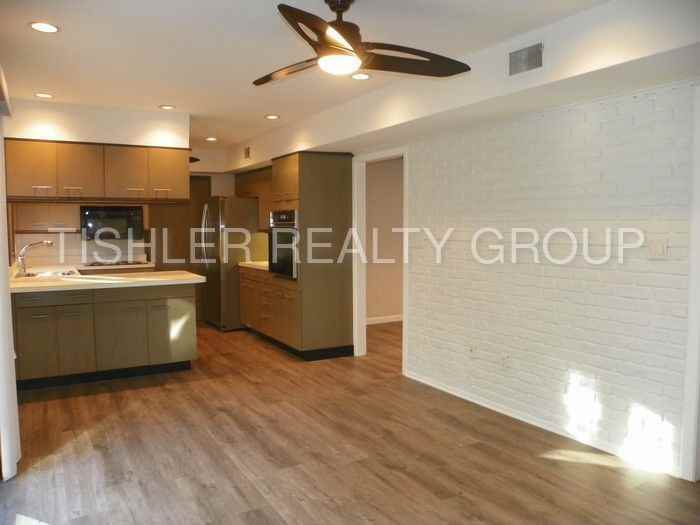 11 Irongate Lane - Photo 3 of 33