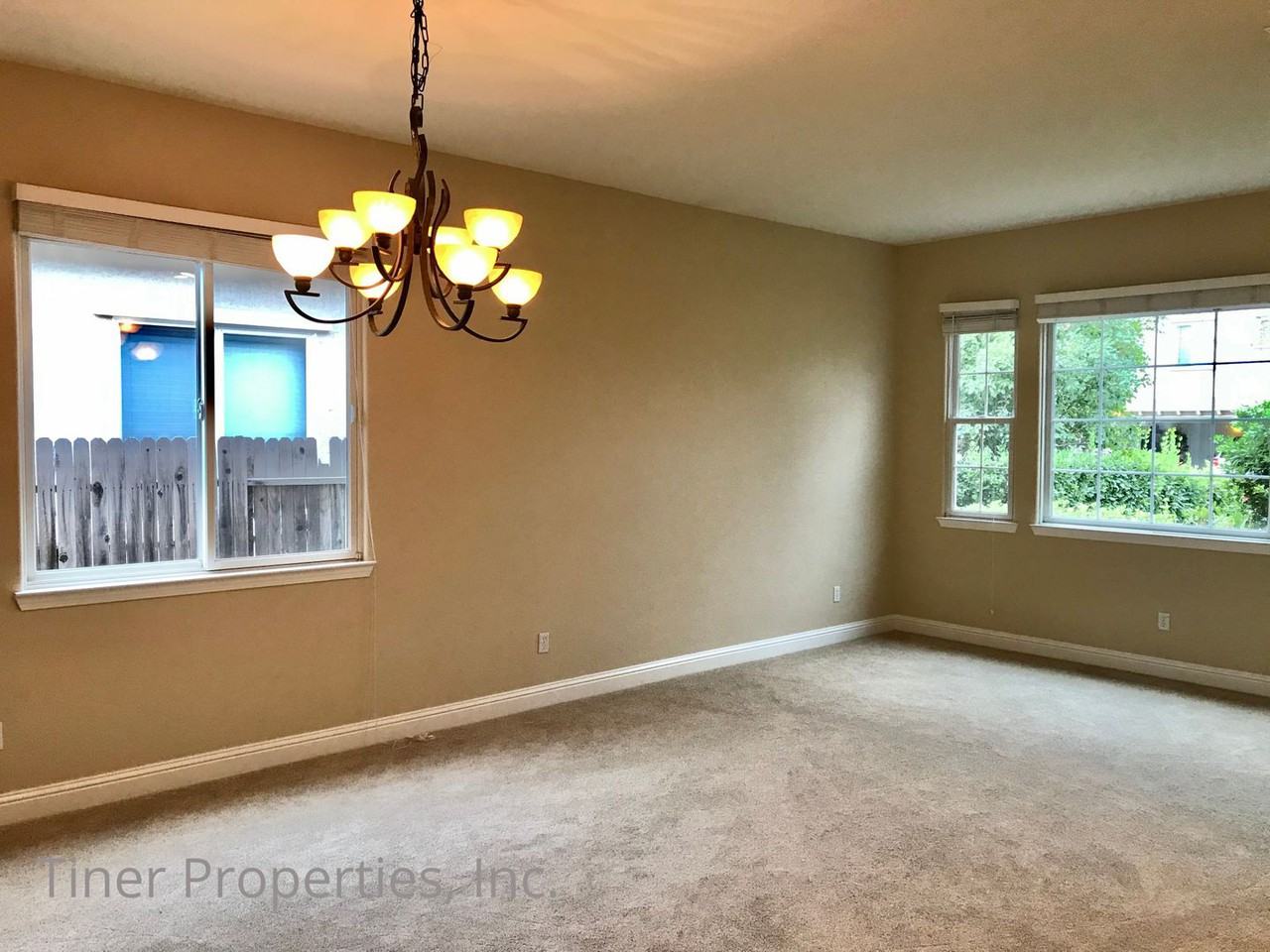 708 Coibion Ct - Photo 2 of 24