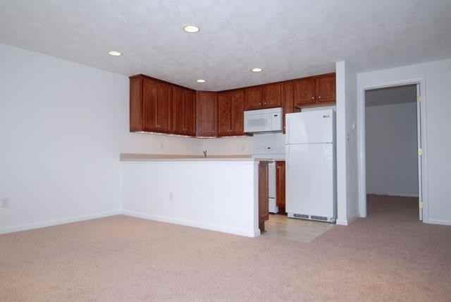 Sherwood Circle Townhomes - Photo 3 of 13