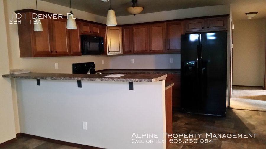 101 Denver Pl - Photo 2 of 10