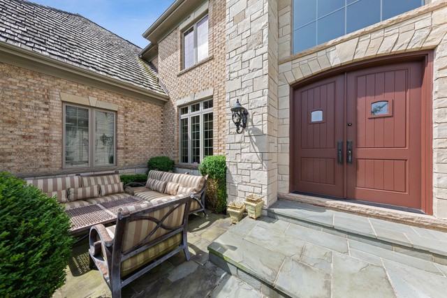 8690 Crown - Photo 2 of 24