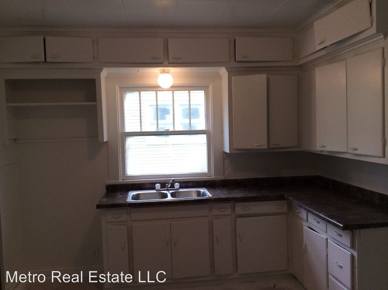 2912 Euclid Ave - Photo 3 of 12