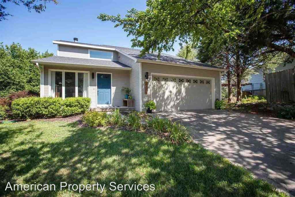 3608 Monarch Circle - Photo 2 of 22