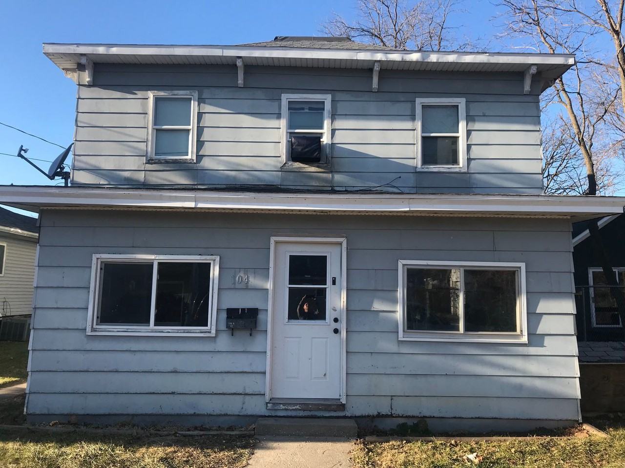 104 K Street - Photo 2 of 10