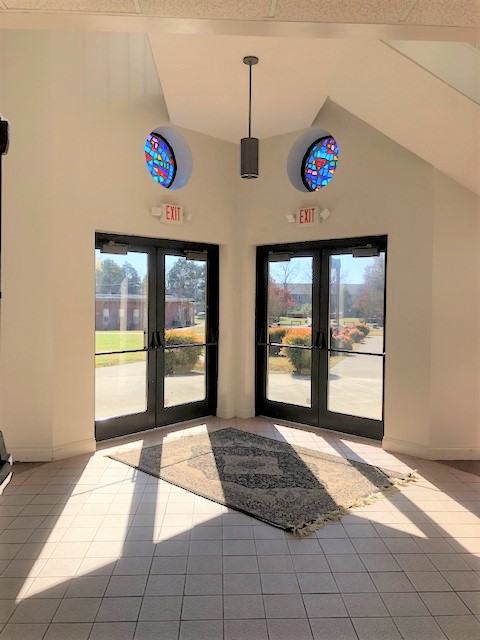 4995 N Lee Hwy - Photo 2 of 26