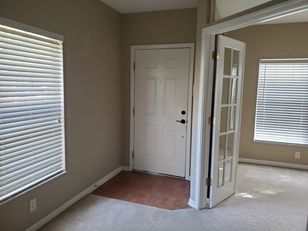 15924 Fishhawk Creek Ln - Photo 3 of 24