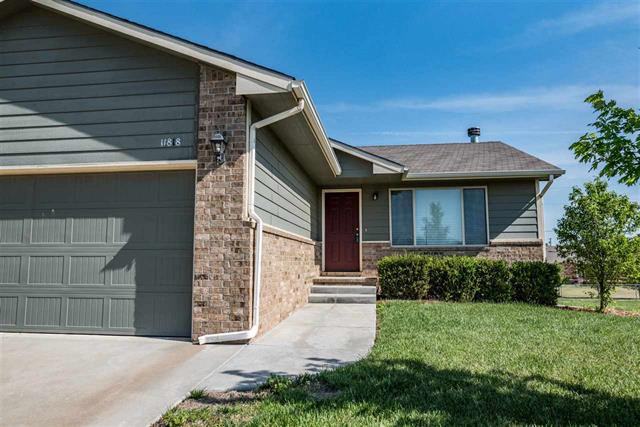 11818 W Wilkinson Ct - Photo 2 of 25