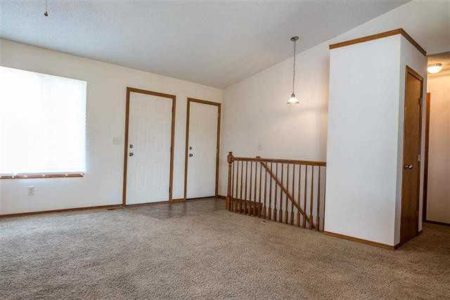 11818 W Wilkinson Ct - Photo 3 of 25