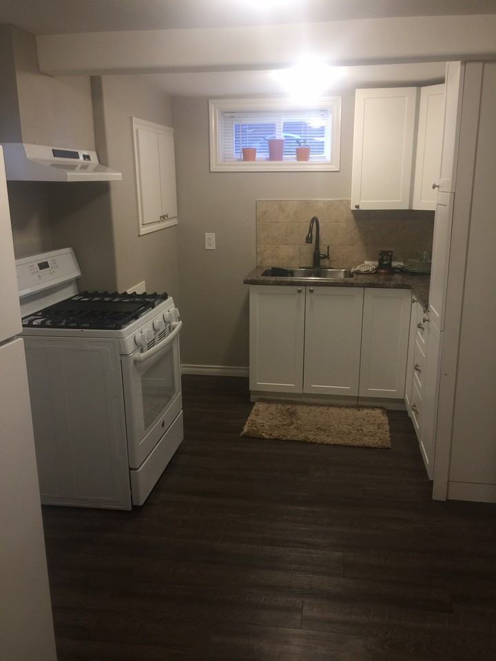 336 Erie Avenue - Photo 2 of 9
