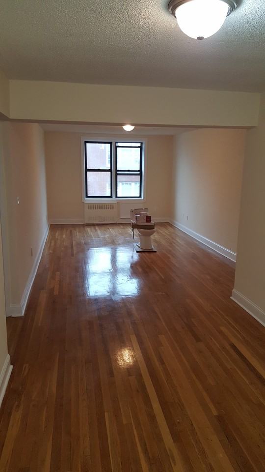 88-50 179th Street #3b - Photo 2 of 5