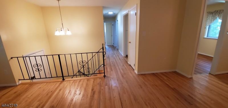 10 Lenape Rd - Photo 2 of 13